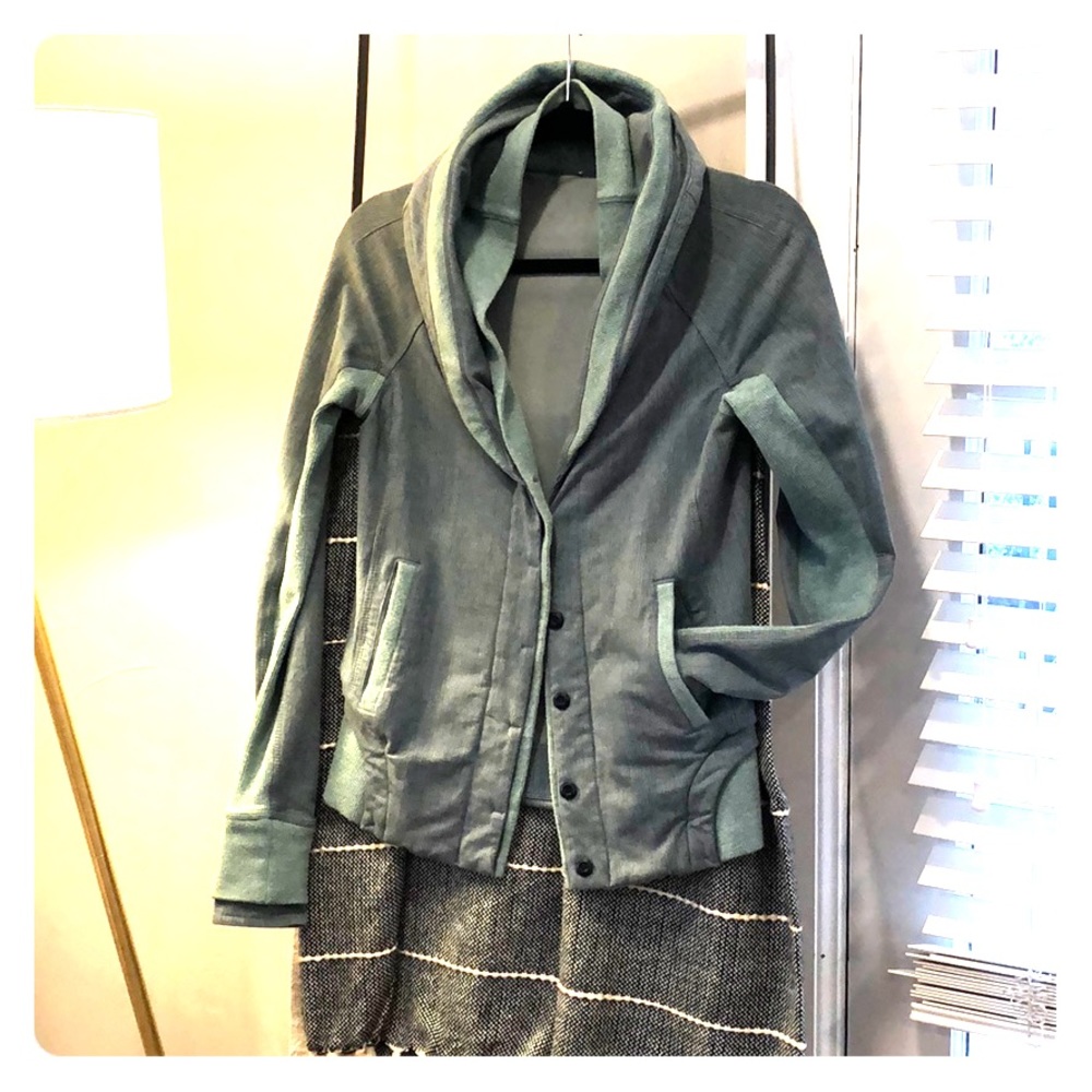 lululemon jacket